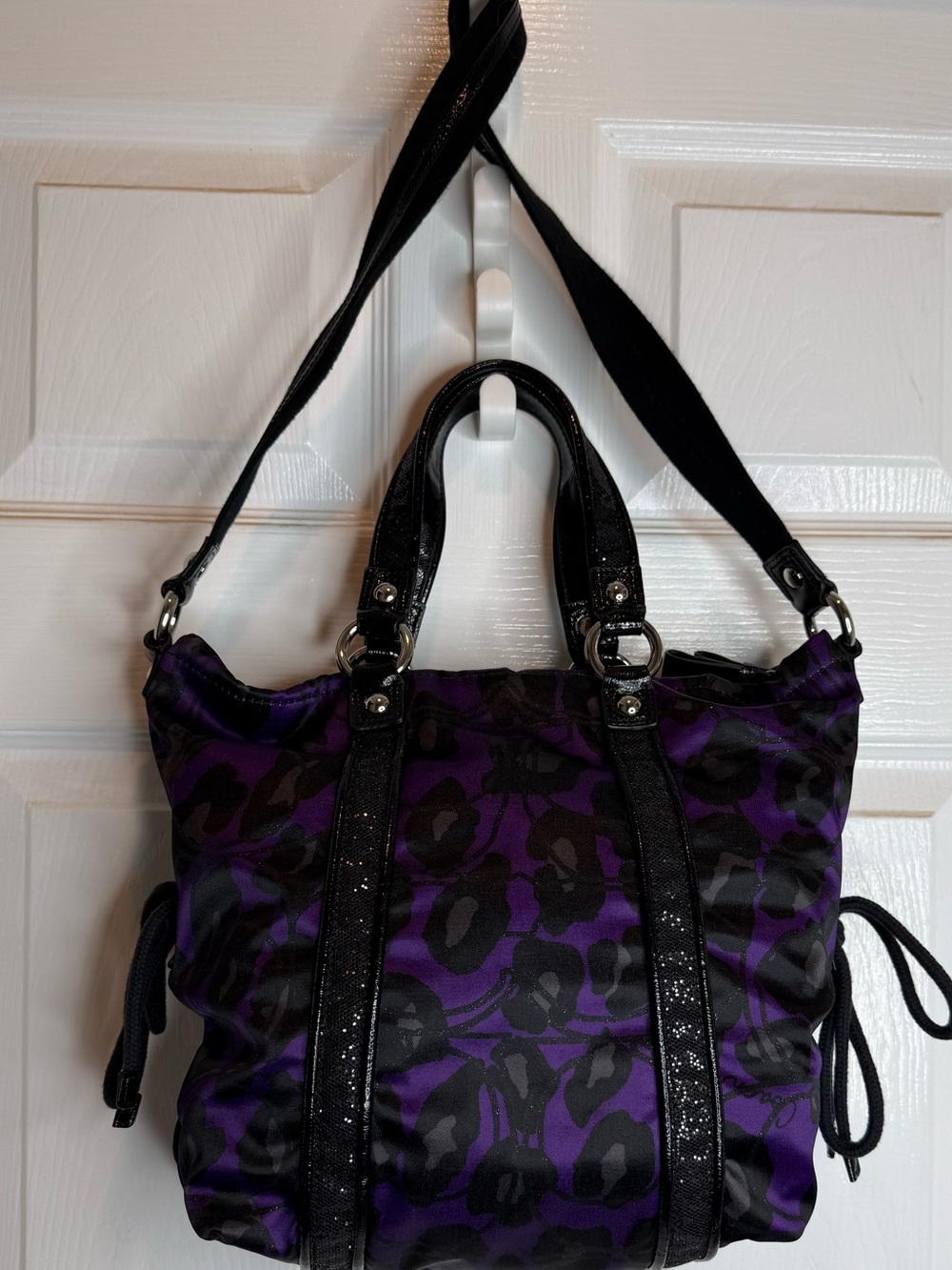 COACH POPPY OCELOT PURPLE DAISY GLAM GLITTER TOTE BAG - Picture 4 of 16